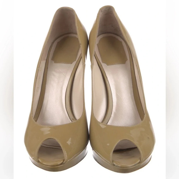 Christian Dior Patent Leather Pumps Size: 8| IT 38 - Picture 1 of 5